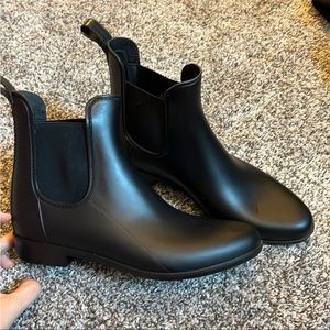 black leather Sam Edelman boots size 9